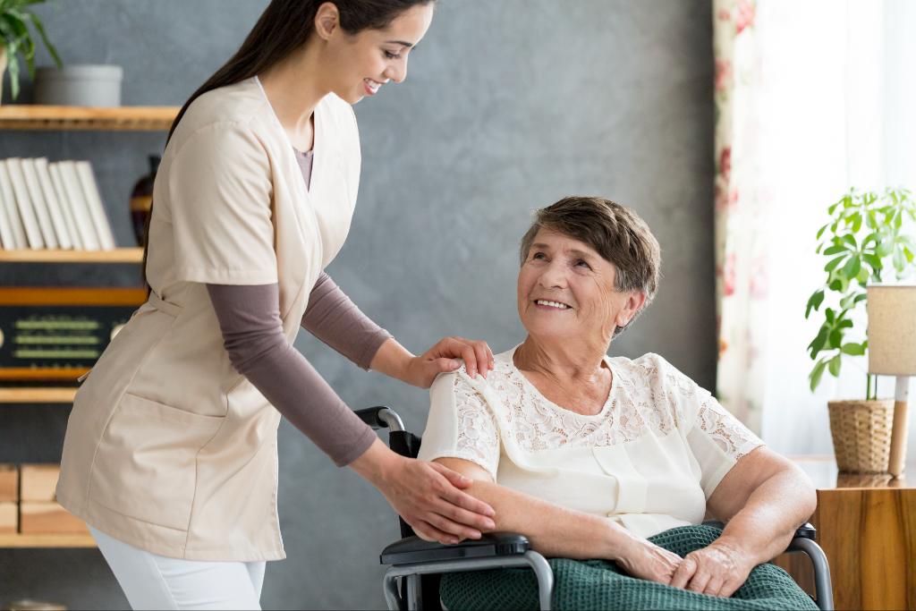 What Does a Home Care Aide Do? A Realistic Day-to-Day Look